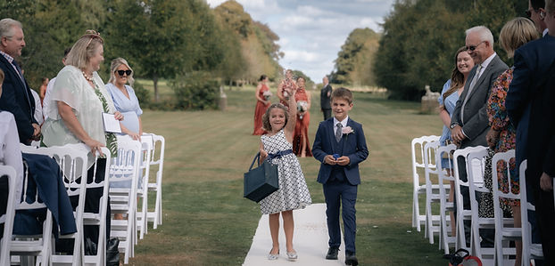 Kaitlyn and Liam at Buxted Park Hotel